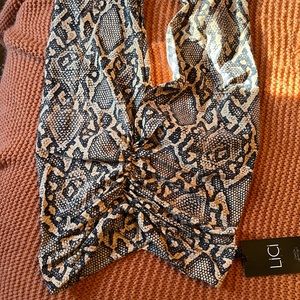 NWT LICI FIT SNAKEPRINT LEGGINGS